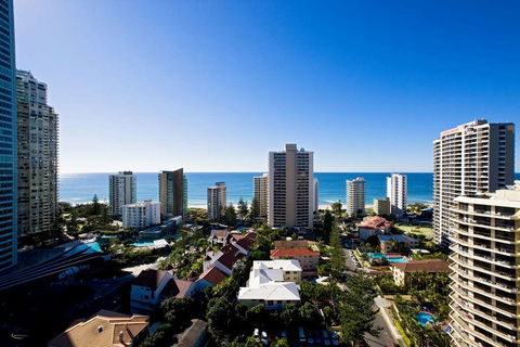 Wyndham Surfers Paradise Resort - Sunshine Coast Tourism 1