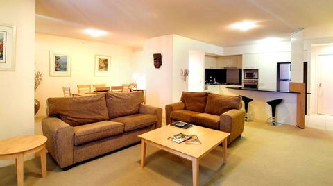 Mantra Broadbeach On The Park - Holiday Sunshine Coast 9