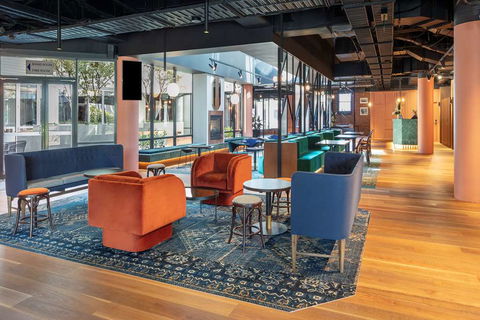 Amora Hotel Riverwalk Melbourne - Sunshine Coast Tourism 3