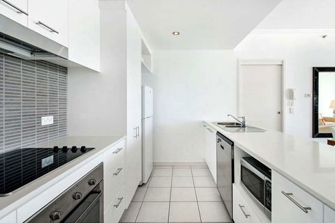 ULTIQA Freshwater Point Resort - Sunshine Coast Tourism 8