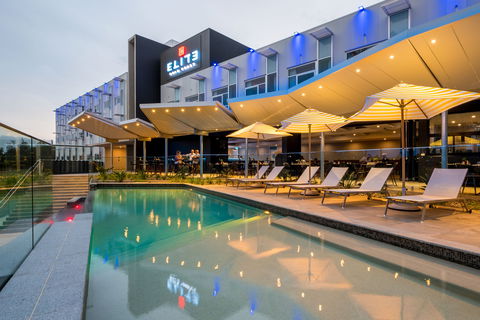 Elite Gold Coast - Holiday Sunshine Coast 0