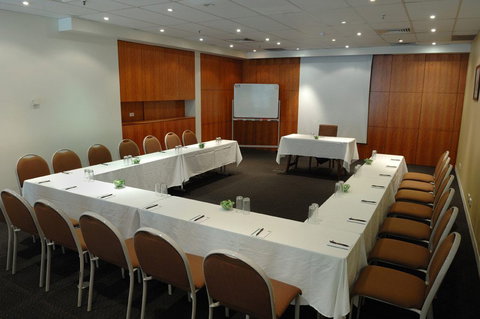 Comfort Hotel Melbourne Central - Holiday Sunshine Coast 2