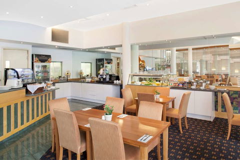 Melbourne Metropole Central - Sunshine Coast Tourism 8