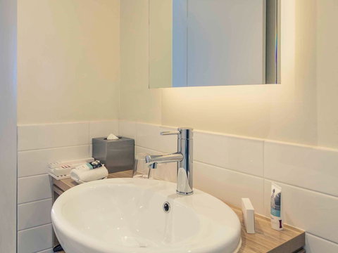 Mercure Melbourne Therry St - Holiday Sunshine Coast 6