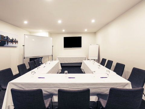 Mercure Melbourne Therry St - Holiday Sunshine Coast 8