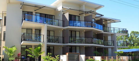 Agnes Water Beach Club - Holiday Sunshine Coast 0