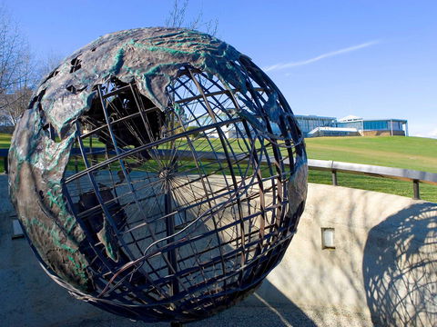 Novotel Canberra - Sunshine Coast Tourism 17