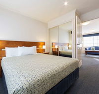 Canberra Parklands Central - Sunshine Coast Tourism