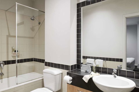 Punthill Flinders Lane - Holiday Sunshine Coast 3