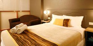 Lorne Coachman Inn - Sunshine Coast Tourism 2