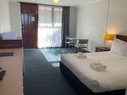 The Lightkeepers Inn - Holiday Sunshine Coast 0