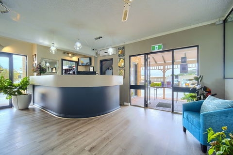 Albany Motel & Apartments - Holiday Sunshine Coast 4