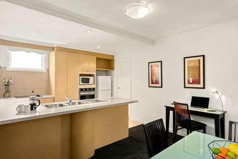 Comfort Apartments Royal Gardens - Holiday Sunshine Coast 5
