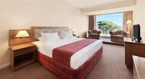 Bayview on the Park - Holiday Sunshine Coast 6