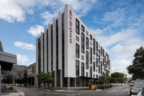 Rydges Fortitude Valley - Sunshine Coast Tourism 1