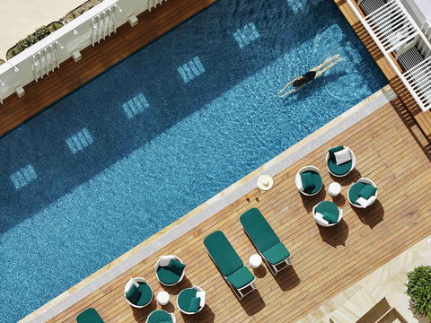 Swissotel Sydney - Sunshine Coast Tourism 8