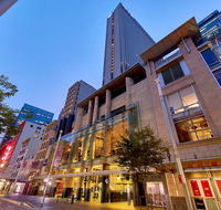 Hilton Sydney - Holiday Sunshine Coast