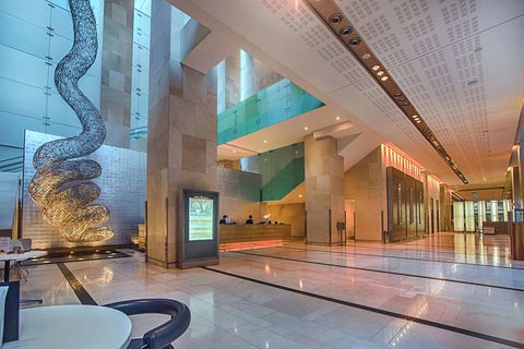 Hilton Sydney - Sunshine Coast Tourism 4
