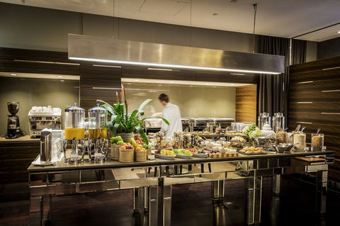 Fraser Suites Sydney - Sunshine Coast Tourism 9