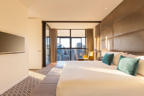 Fraser Suites Sydney - Sunshine Coast Tourism 12