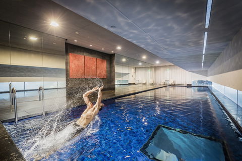 Fraser Suites Sydney - Sunshine Coast Tourism 14