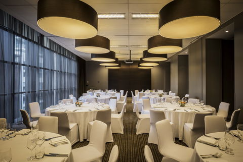 Fraser Suites Sydney - Sunshine Coast Tourism 16