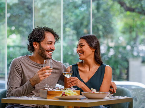 Pullman Hyde Park Sydney - Sunshine Coast Tourism 12