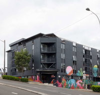 Hotel Hacienda - Holiday Sunshine Coast