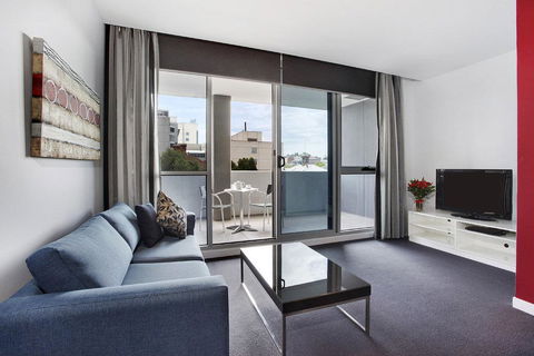 Adara Richmond - Sunshine Coast Tourism 0