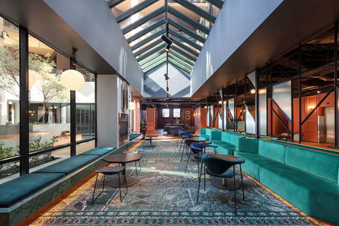 Amora Hotel Riverwalk Melbourne - Sunshine Coast Tourism 4