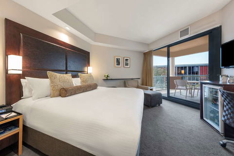 Amora Hotel Riverwalk Melbourne - Sunshine Coast Tourism 6