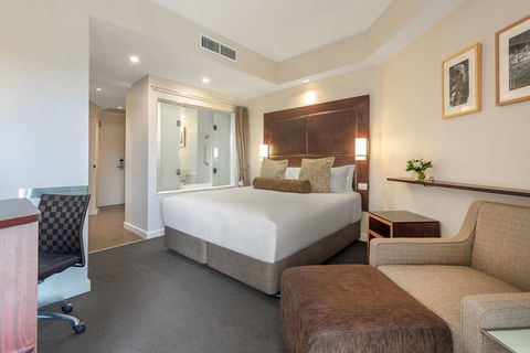 Amora Hotel Riverwalk Melbourne - Sunshine Coast Tourism 7