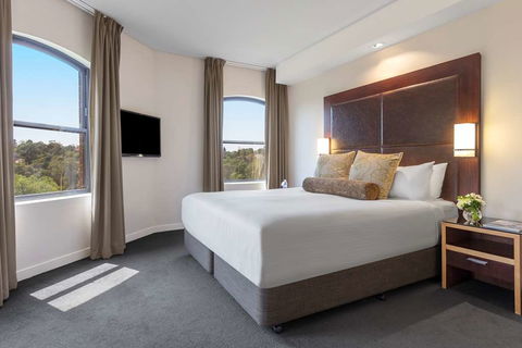 Amora Hotel Riverwalk Melbourne - Sunshine Coast Tourism 11