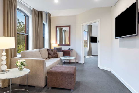 Amora Hotel Riverwalk Melbourne - Sunshine Coast Tourism 12