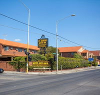 St Georges Motor Inn - Holiday Sunshine Coast