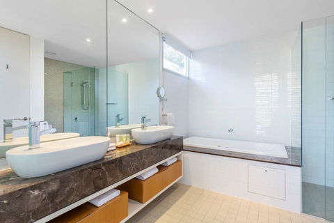 RACV Noosa Resort - Sunshine Coast Tourism 2