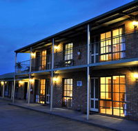 Statesman Motor Inn - Holiday Sunshine Coast
