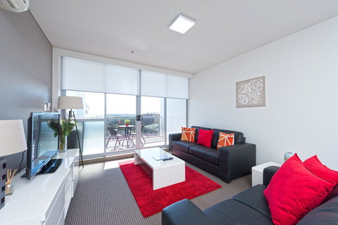 Astra Apartments North Sydney - Holiday Sunshine Coast 0
