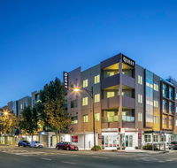 Quest Mawson Lakes - Holiday Sunshine Coast
