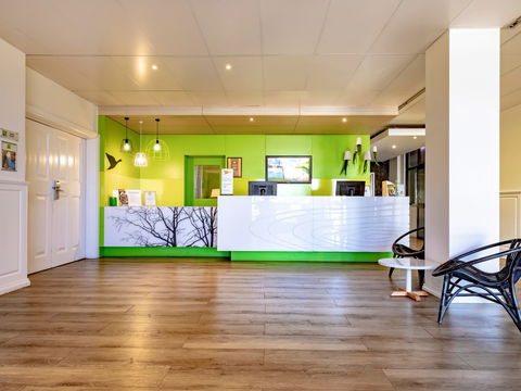 Ibis Styles Mt Isa Verona - Holiday Sunshine Coast 1