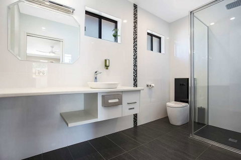 Comfort Inn May Park - Sunshine Coast Tourism 2