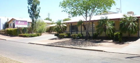 Outback Motel - Sunshine Coast Tourism 1