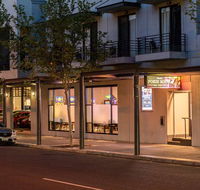 Mawson Lakes Hotel - Holiday Sunshine Coast