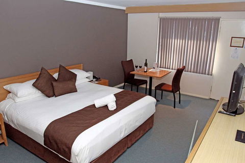 Hospitality Esperance, SureStay By BW - Sunshine Coast Tourism 1