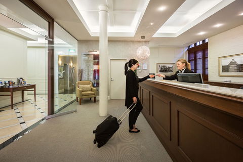 Launceston Central Apartments - Sunshine Coast Tourism 1