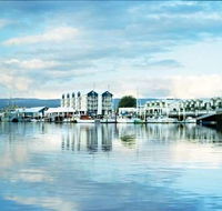 Peppers Seaport Hotel - Sunshine Coast Tourism