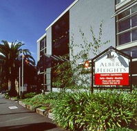 Albert Heights Service Apts - Sunshine Coast Tourism