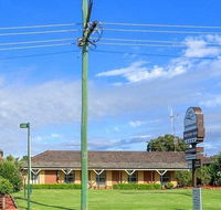 Bushmans Motor Inn - Holiday Sunshine Coast