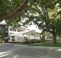 Forrest Hotel  Apartments - Holiday Sunshine Coast
