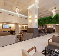 Burke  Wills Hotel - Holiday Sunshine Coast